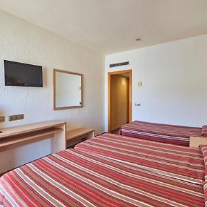 Habitación con 2 Camas Individuales